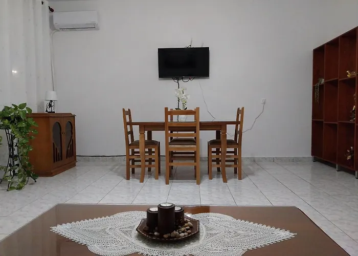 Vicky's Apartment, Апартаменты *
